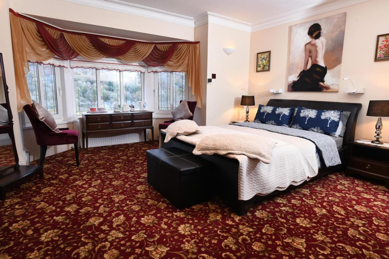 Luxury Suite In Quiet Countryside Location Суонзи Екстериор снимка