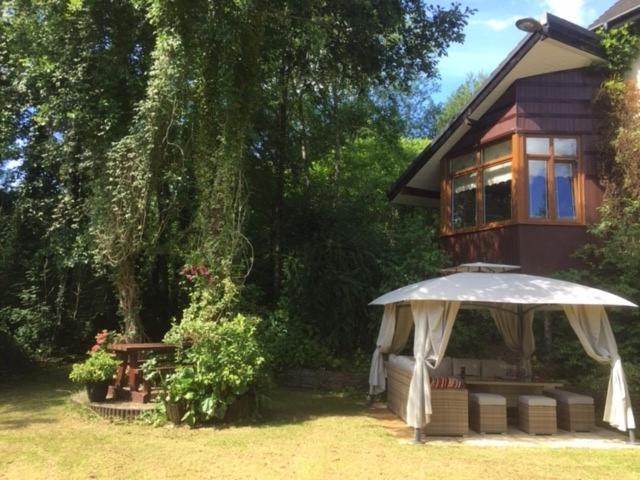 Luxury Suite In Quiet Countryside Location Суонзи Екстериор снимка